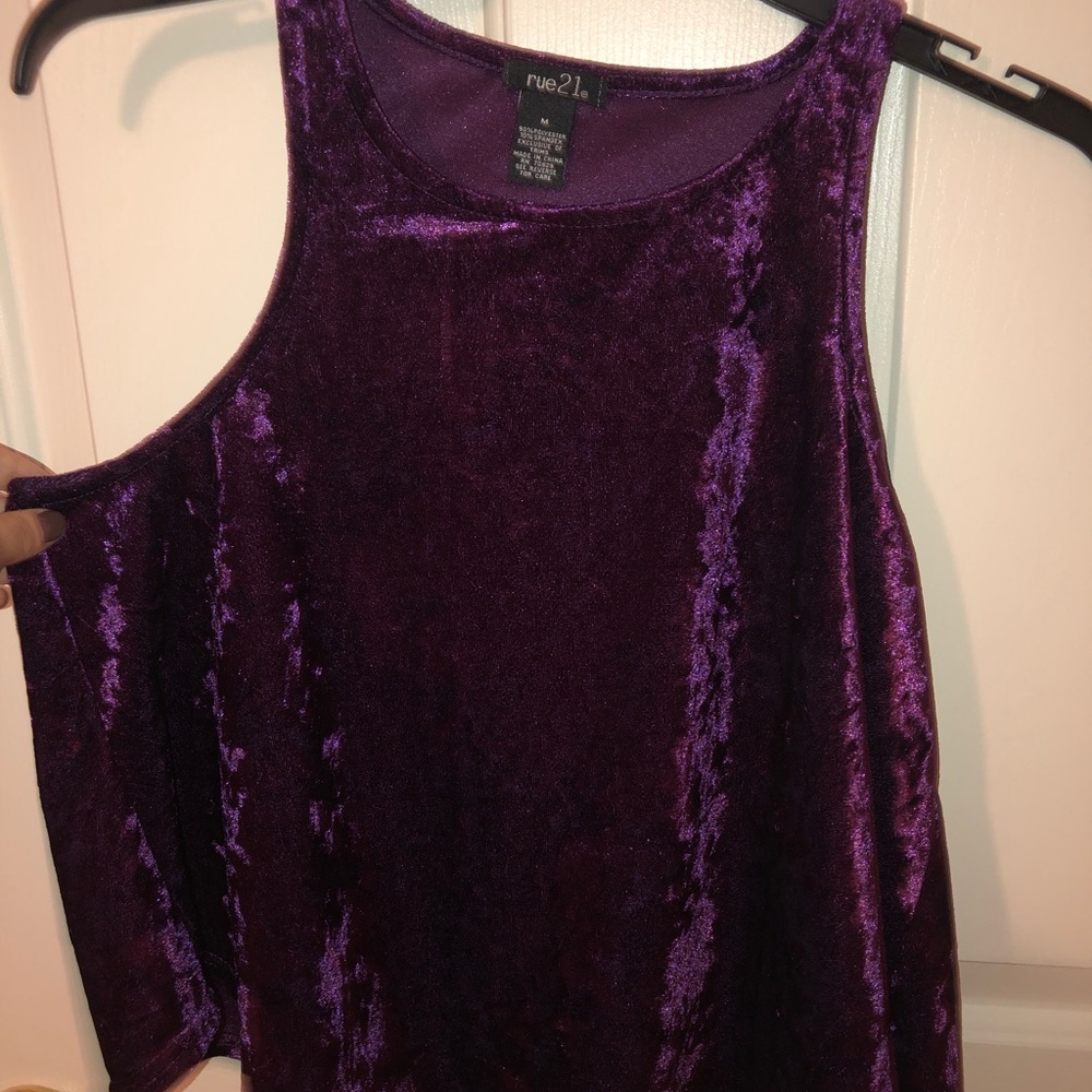Never worn